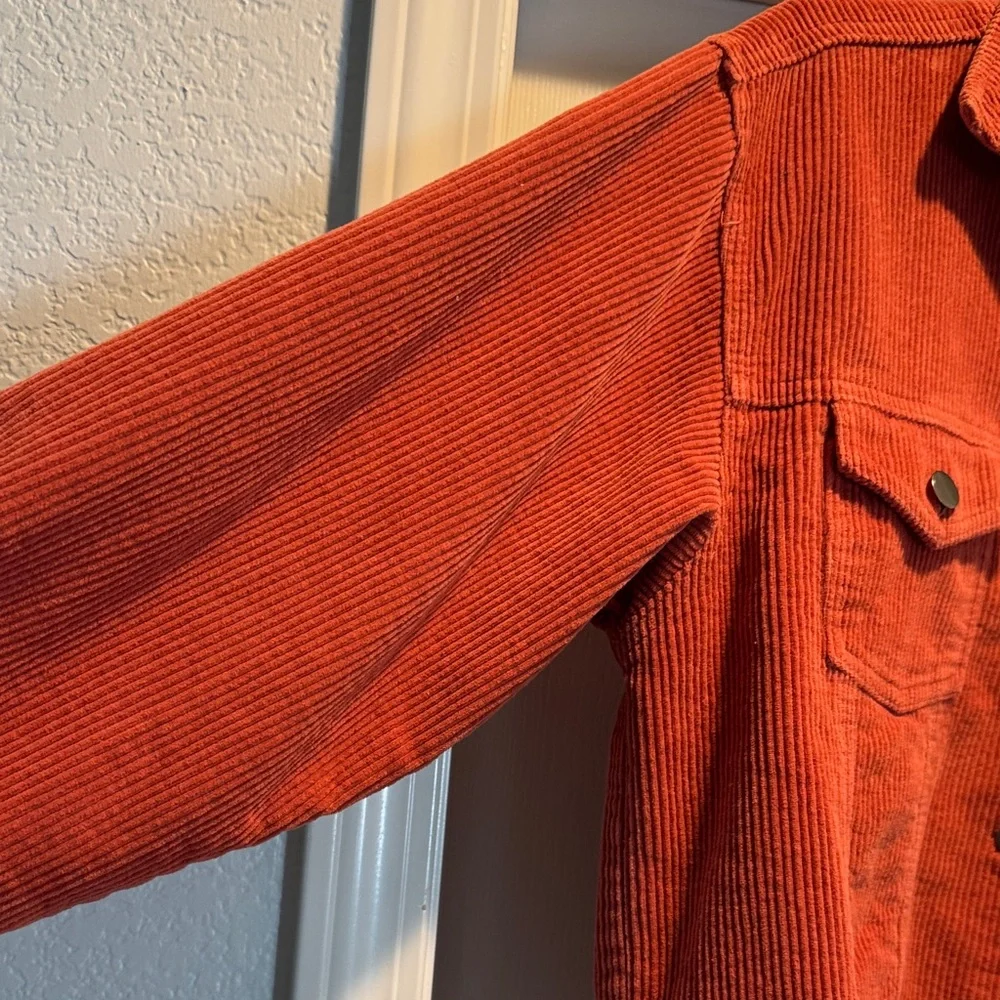 POL Women's Ribbed Rust Corduroy Cropped Shacket Distressed Bottom Size S - Picture 4 of 6